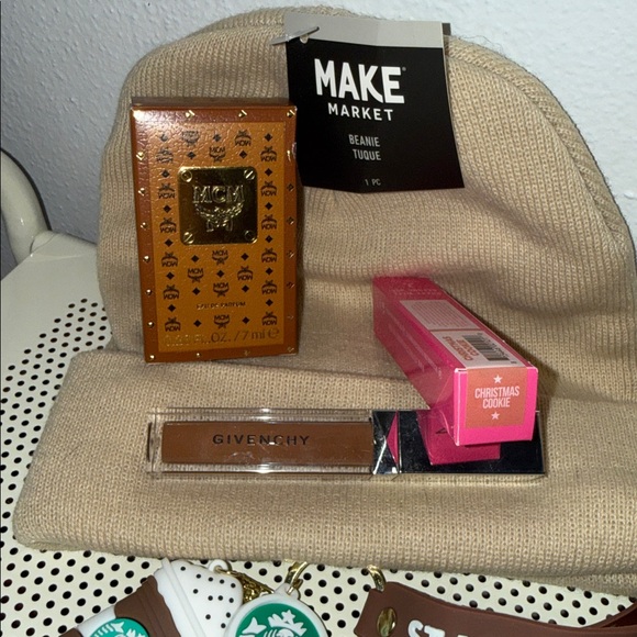 Givenchy & Tumbler beauty bundle - Picture 4 of 7